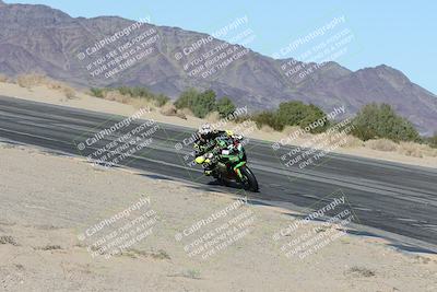 media/Dec-04-2025-Racers Edge (Thu) [[5ebc9f124d]]/3-B Group/7-Session 4 (Turn 10 Inside)/